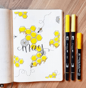 40 More Stunning bee and honey bullet journal spreads
