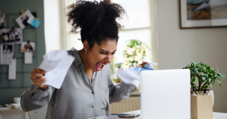 8 unique habits of a low-quality woman (according to psychology)