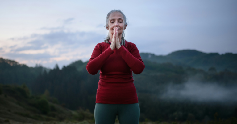 People who stay physically fit as they get older usually adopt these 10 daily habits (without even exercising much)
