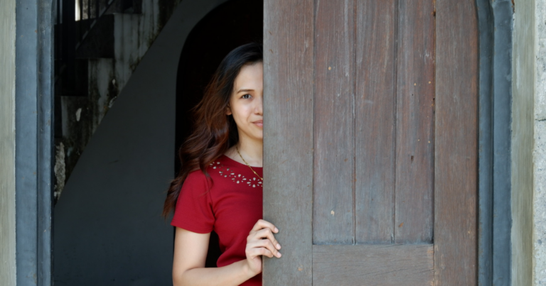 5 zodiac signs who’ll guard their feelings like it’s national treasure, no matter how close you get