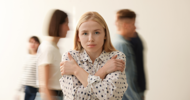 7 types of people your nervous system doesn’t feel safe around (even if your mind says otherwise)