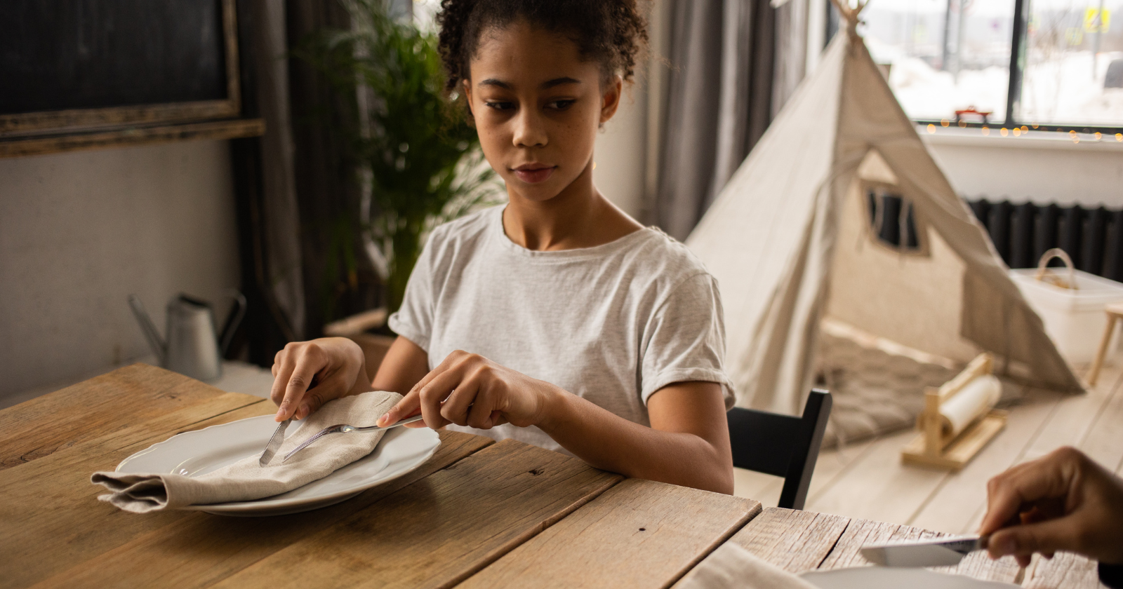 4-zodiac-signs-who-had-to-grow-up-too-fast-and-still-feel-it-today-my