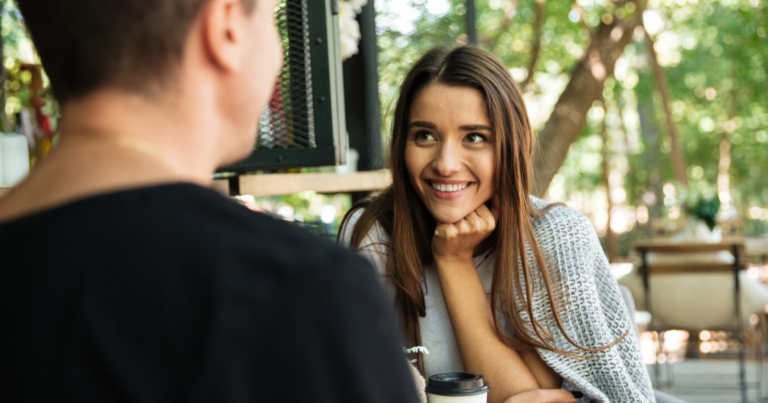 If these 7 things feel true for you, you’re likely an extroverted introvert