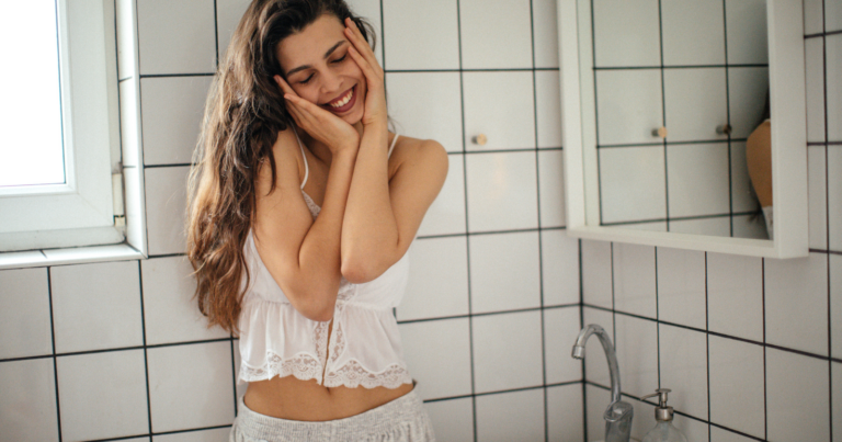 If you replay conversations long after they happen, psychology says you probably exhibit these 8 traits