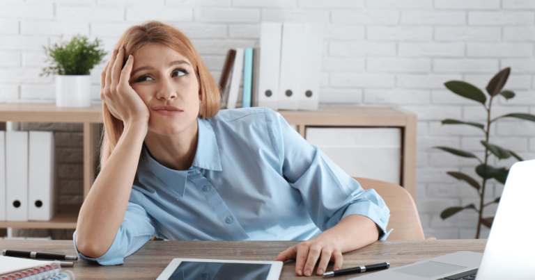 7 daily behaviors that quietly sabotage your success, according to research