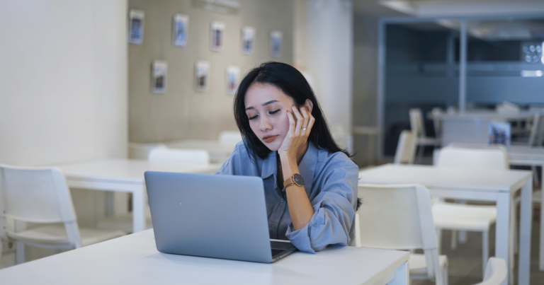 4 zodiac signs who attract attention everywhere but struggle with self-worth